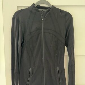 Black lululemon zip up size 8.